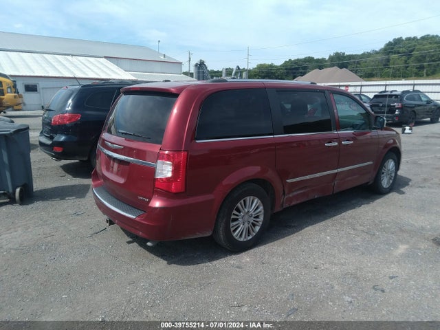 2C4RC1GG7ER164379 Chrysler Town & Country Limited