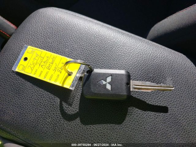 JA4AP3AU2JU008012 Mitsubishi Outlander Sport 2.0 Le