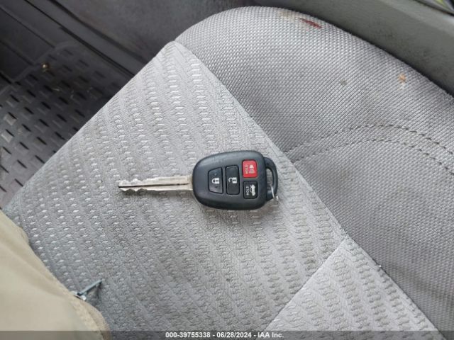 4T1BF1FK0GU120966 Toyota CAMRY LE