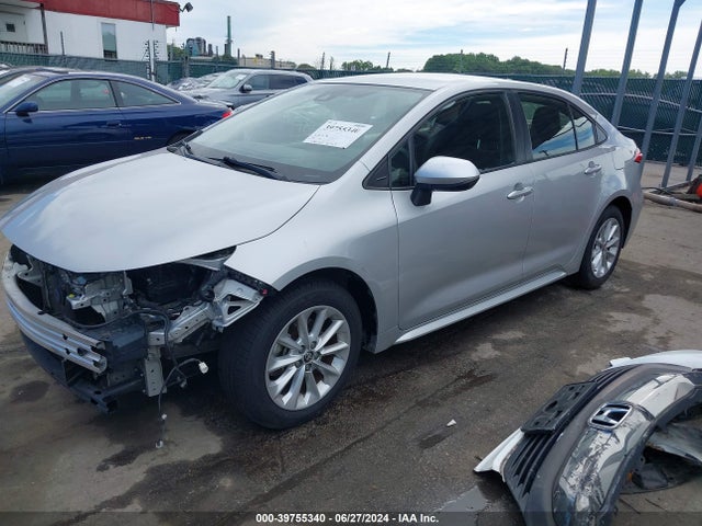 Toyota COROLLA LE 2020 JTDVPRAE7LJ103396 Image 2