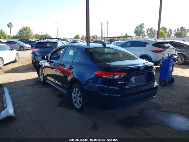 Toyota COROLLA LE 2021 5YFEPMAE4MP229621 Image 3