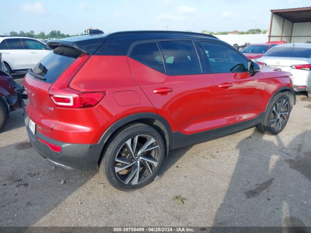 2019 VOLVO XC40 YV4162XZXK2017685 Photo 3