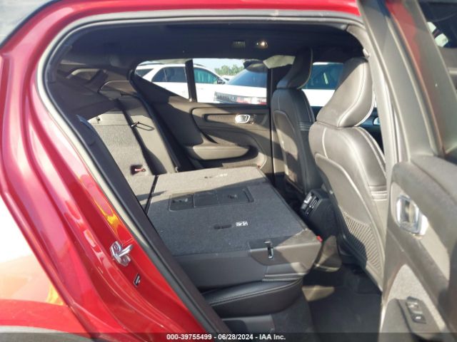 2019 VOLVO XC40 YV4162XZXK2017685 Photo 7