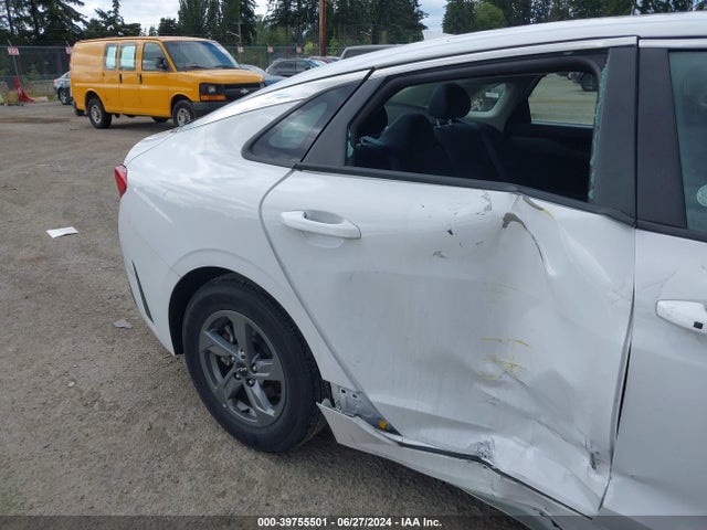 KIA K5 LXS 2023 5XXG14J21PG217858 Image 17