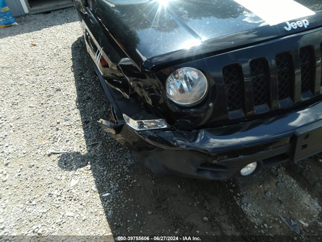 1C4NJRBB2HD138701 Jeep Patriot Sport 4x4