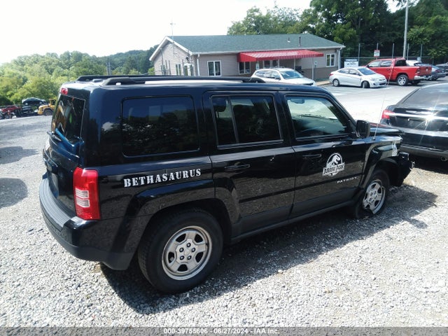 1C4NJRBB2HD138701 Jeep Patriot Sport 4x4