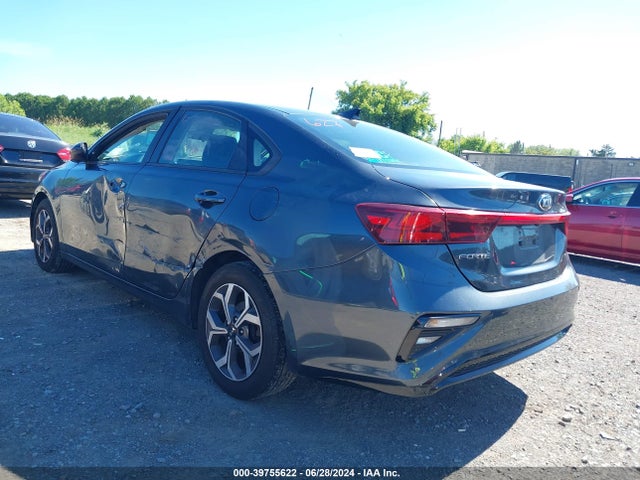 3KPF24AD1KE099564 KIA Forte Lxs