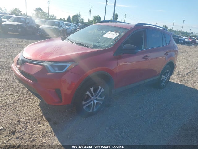 Toyota RAV4 LE 2017 JTMBFREV7HJ154310 Image 2