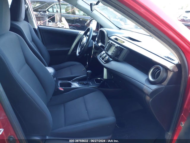 Toyota RAV4 LE 2017 JTMBFREV7HJ154310 Image 5