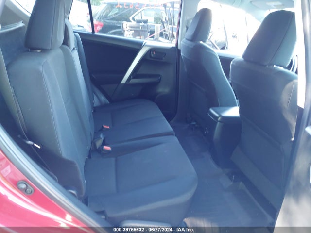 Toyota RAV4 LE 2017 JTMBFREV7HJ154310 Image 8