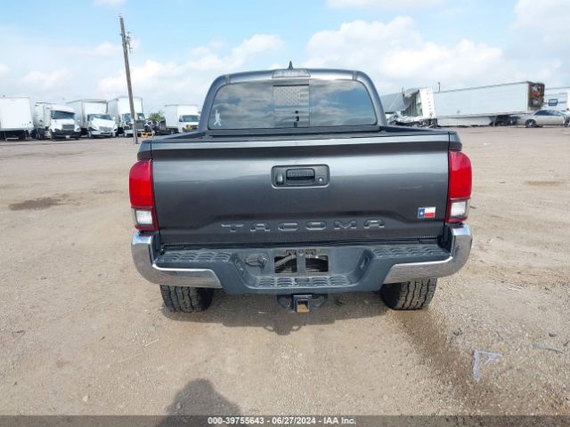 3TMAZ5CN8JM068995 Toyota Tacoma Sr5 V6