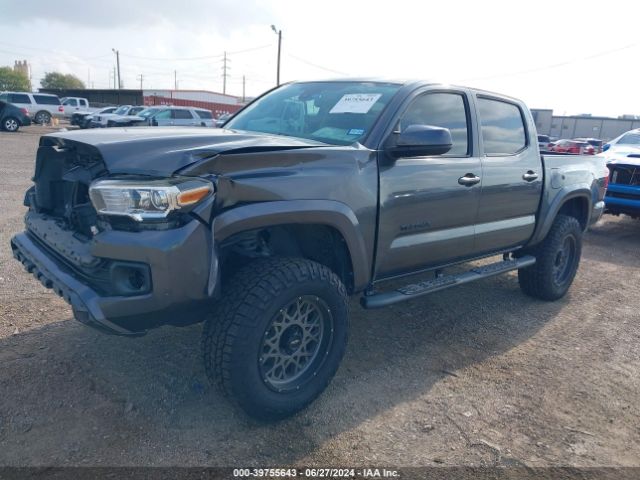 3TMAZ5CN8JM068995 Toyota Tacoma Sr5 V6