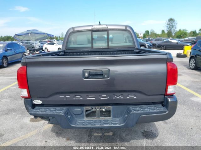 5TFAX5GN2HX090947 Toyota Tacoma Sr