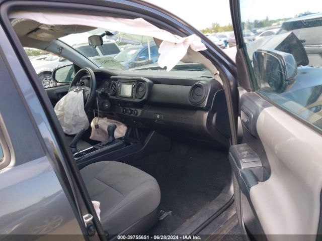 5TFAX5GN2HX090947 Toyota Tacoma Sr