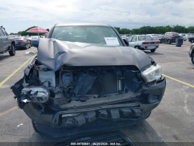 5TFAX5GN2HX090947 Toyota Tacoma Sr