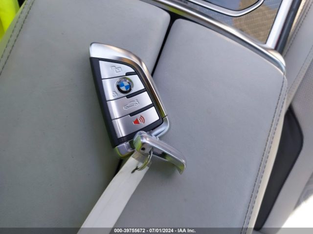 WBSGV0C02NCH10563 BMW M8