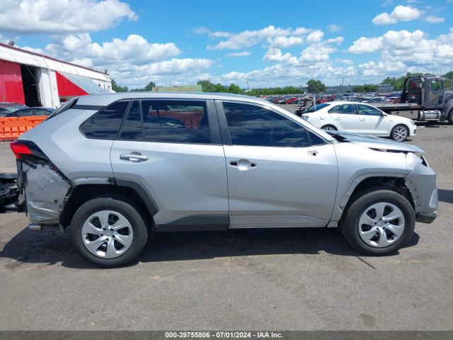 2T3G1RFV1NW285264 Toyota RAV4 LE