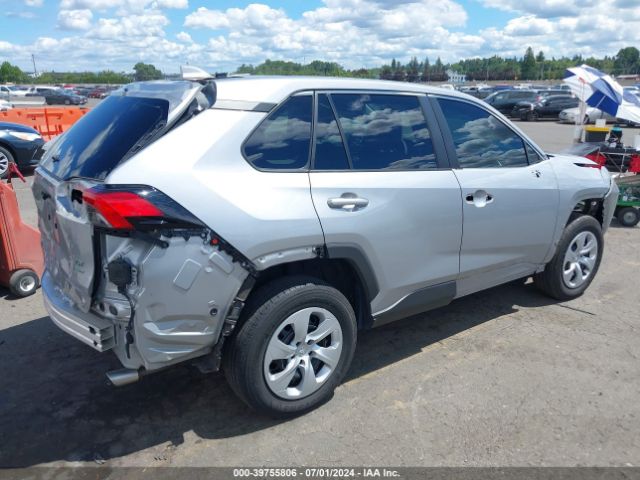 2T3G1RFV1NW285264 Toyota RAV4 LE