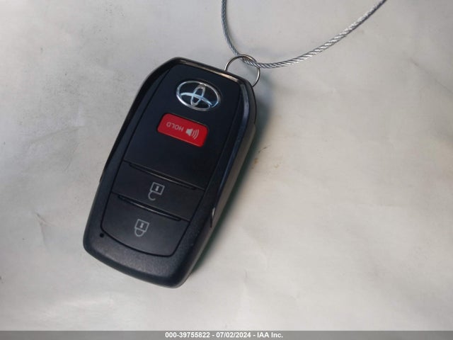 Toyota PRIUS XLE 2024 JTDACAAU3R3023013 Image 11