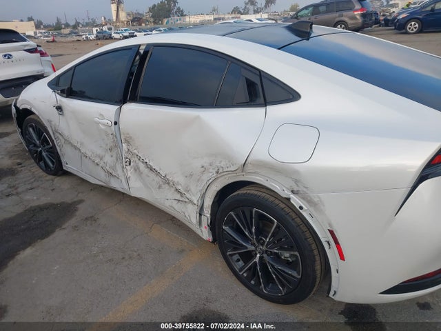 Toyota PRIUS XLE 2024 JTDACAAU3R3023013 Image 6