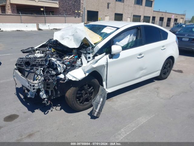 JTDKN3DU3F0475773 Toyota Prius Two