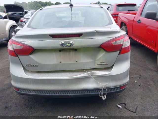 1FADP3F23EL447165 Ford FOCUS SE
