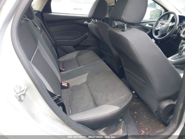 1FADP3F23EL447165 Ford FOCUS SE
