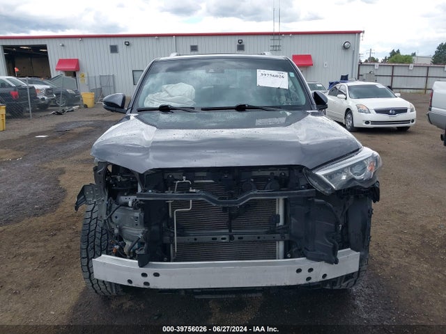 Toyota 4runner Limited 2023 JTEKU5JR5P6105305 Image 13