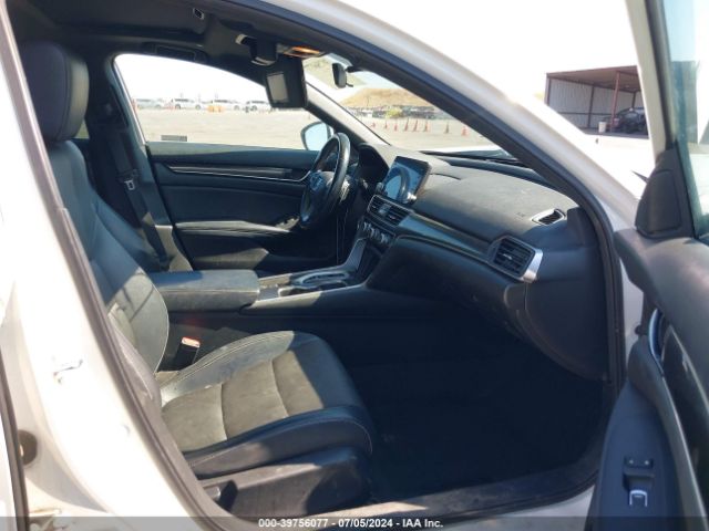1HGCV2F38JA027567 Honda Accord Sport 2.0t