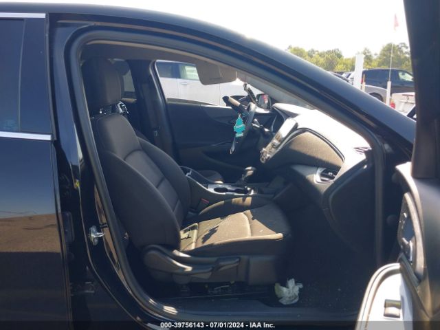 1G1ZB5ST8MF063333 Chevrolet Malibu Fwd Ls