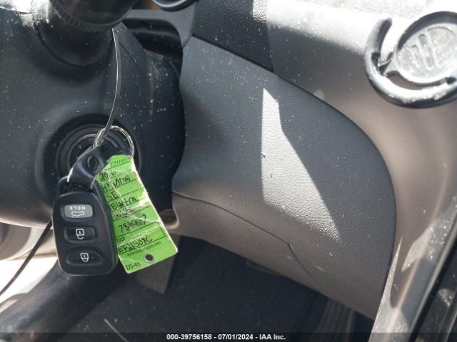 5NPDH4AE1GH789977 Hyundai ELANTRA SE