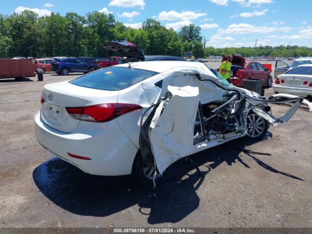 5NPDH4AE1GH789977 Hyundai ELANTRA SE