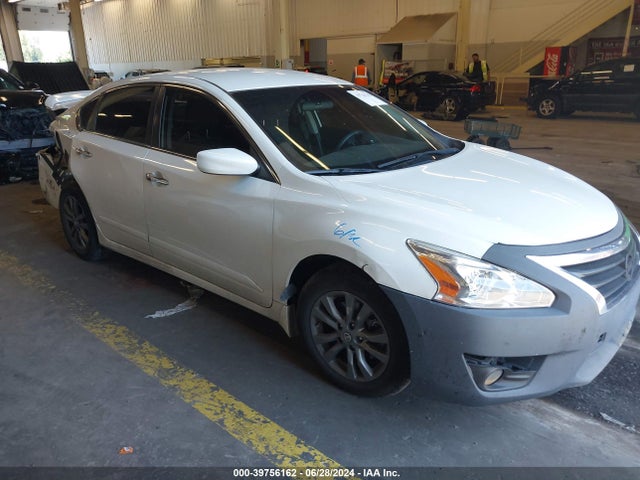 Nissan Altima 2.5 S 2015 1N4AL3AP1FC571678 Image 1