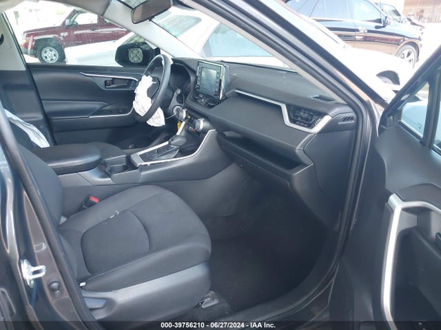 Toyota RAV4 LE 2019 2T3H1RFV7KW052635 Image 5