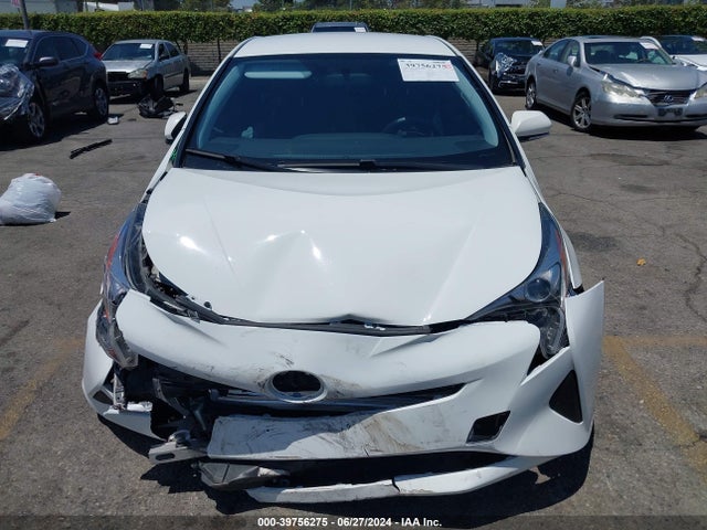 Toyota Prius Two 2016 JTDKBRFU1G3011812 Image 12
