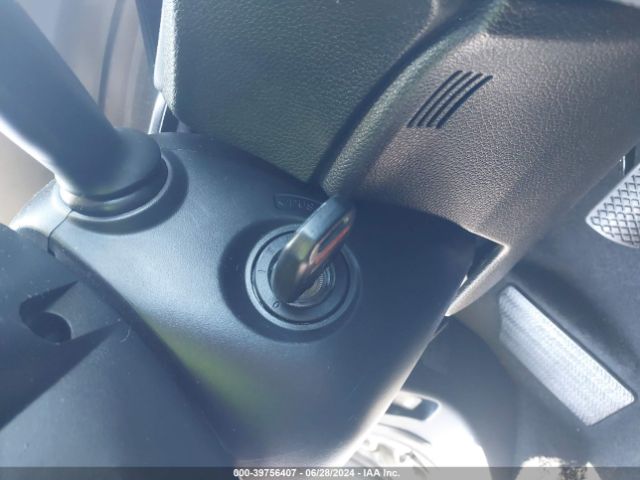 2HGFC2F6XKH586828 Honda Civic Lx