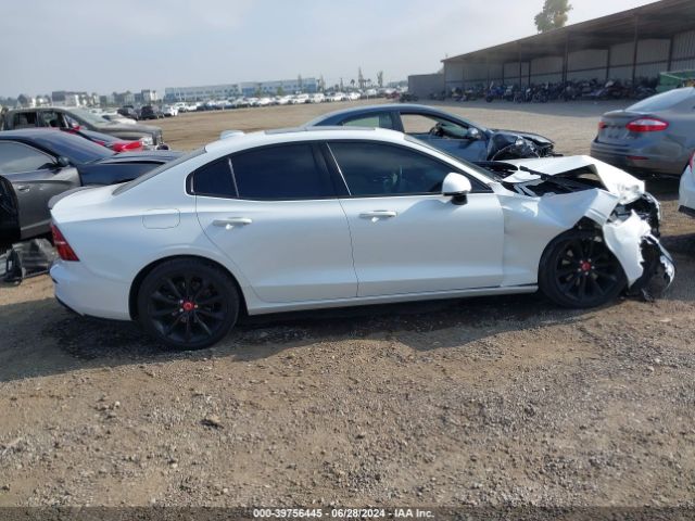 7JR102FK4LG063852 Volvo S60 T5 Momentum