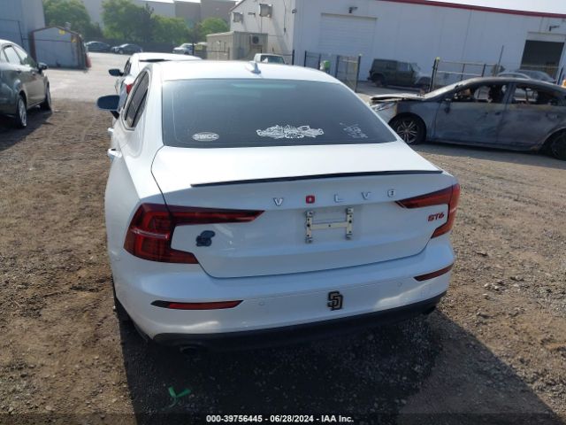 7JR102FK4LG063852 Volvo S60 T5 Momentum