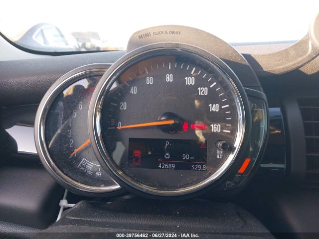 WMWXU1C5XK2J01518 Mini Hardtop Cooper