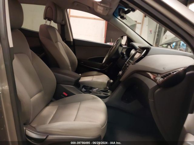 5NMZUDLB5HH048797 Hyundai Santa Fe Sport 2.4l