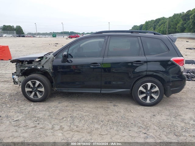 Subaru Forester 2.5i Premium 2018 JF2SJAEC0JH403110 Image 15