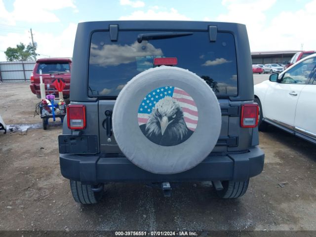 1C4BJWDG3JL910225 Jeep Wrangler Jk Unlimited Sport S 4x4