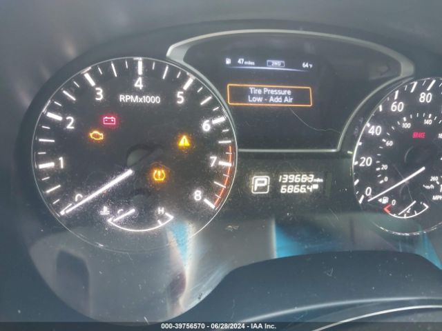 5N1AR2MM1EC600143 Nissan Pathfinder S