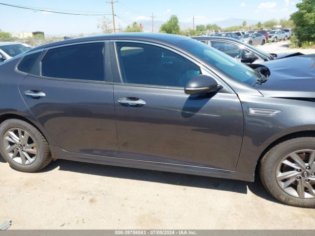 5XXGT4L32KG288107 KIA Optima Lx