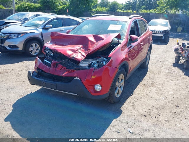Toyota Rav4 Xle 2015 JTMRFREV7FD126663 Image 2