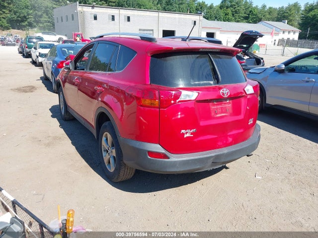 Toyota Rav4 Xle 2015 JTMRFREV7FD126663 Image 3