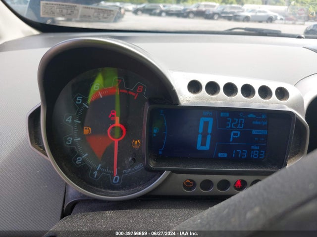 Chevrolet Sonic Lt Auto 2016 1G1JC6SB0G4104383 Image 7