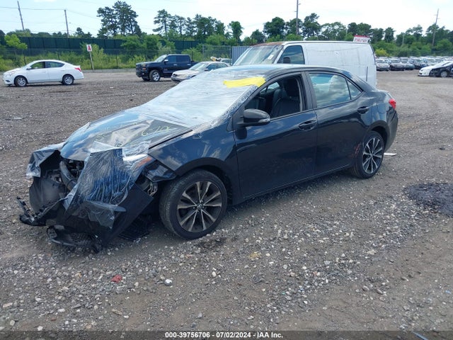 Toyota COROLLA SE 2018 2T1BURHE7JC068112 Image 2
