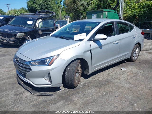 Hyundai ELANTRA SEL 2019 5NPD84LF7KH413170 Image 2