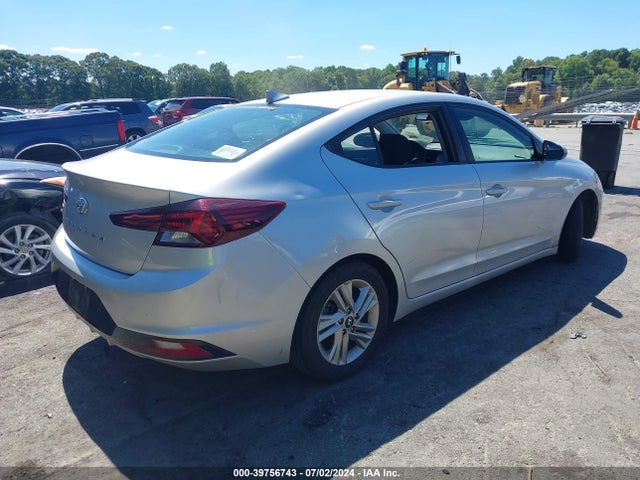 Hyundai ELANTRA SEL 2019 5NPD84LF7KH413170 Image 4